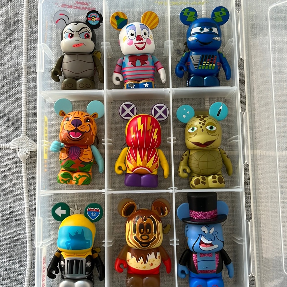 Park series 11 Vinylmations (8 figurines)